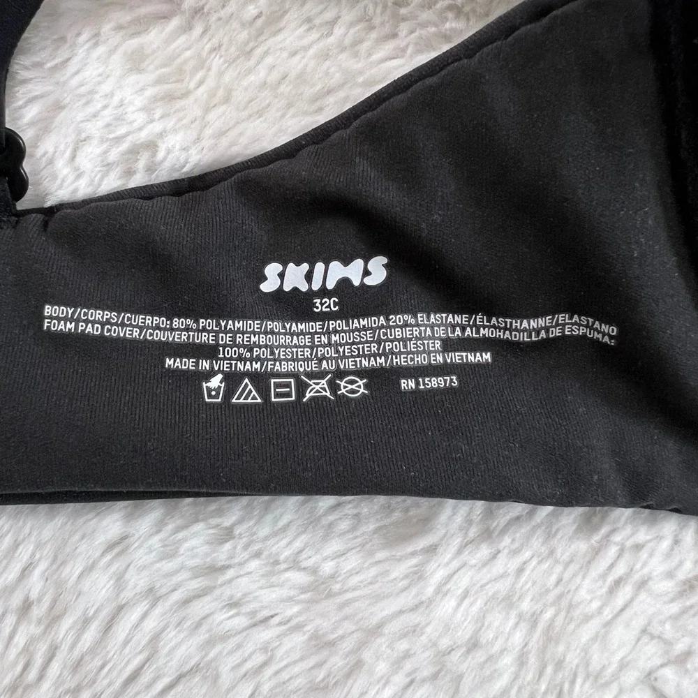 SKIMS Fits Everybody T-Shirt Bra‎ Onyx Black Underwire 32C BR-UWR-2294 NEW - Picture 9 of 11